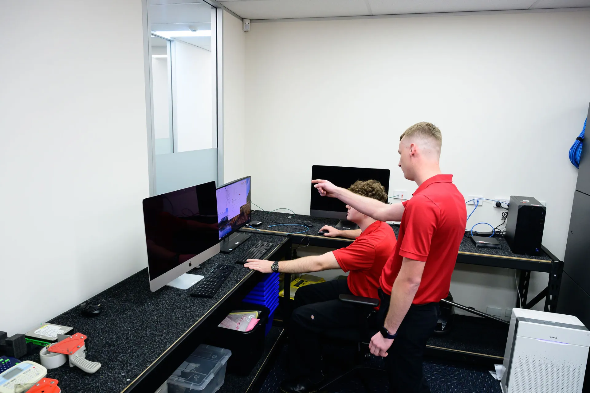 Milnsbridge engineers managing business internet connections