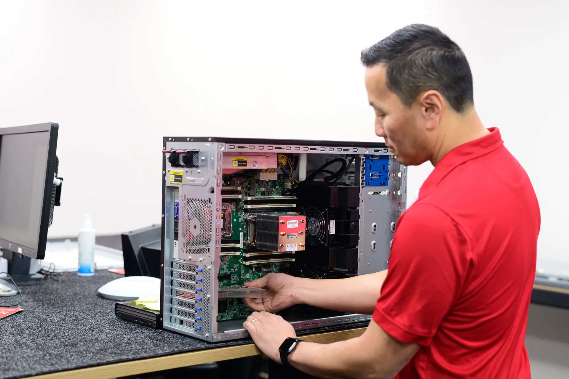 Milnsbridge web hosting team